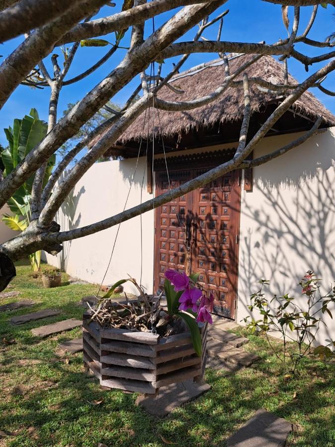 Laura Guest House-Adult Only- Hua Thanon  Zewnętrze zdjęcie