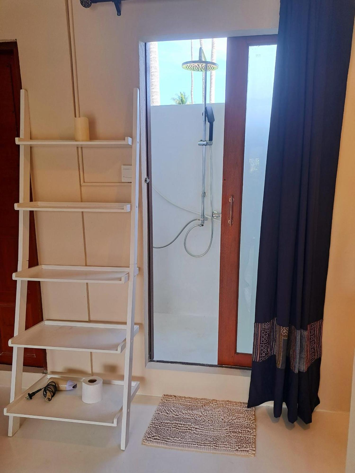 Laura Guest House-Adult Only- Hua Thanon  Zewnętrze zdjęcie